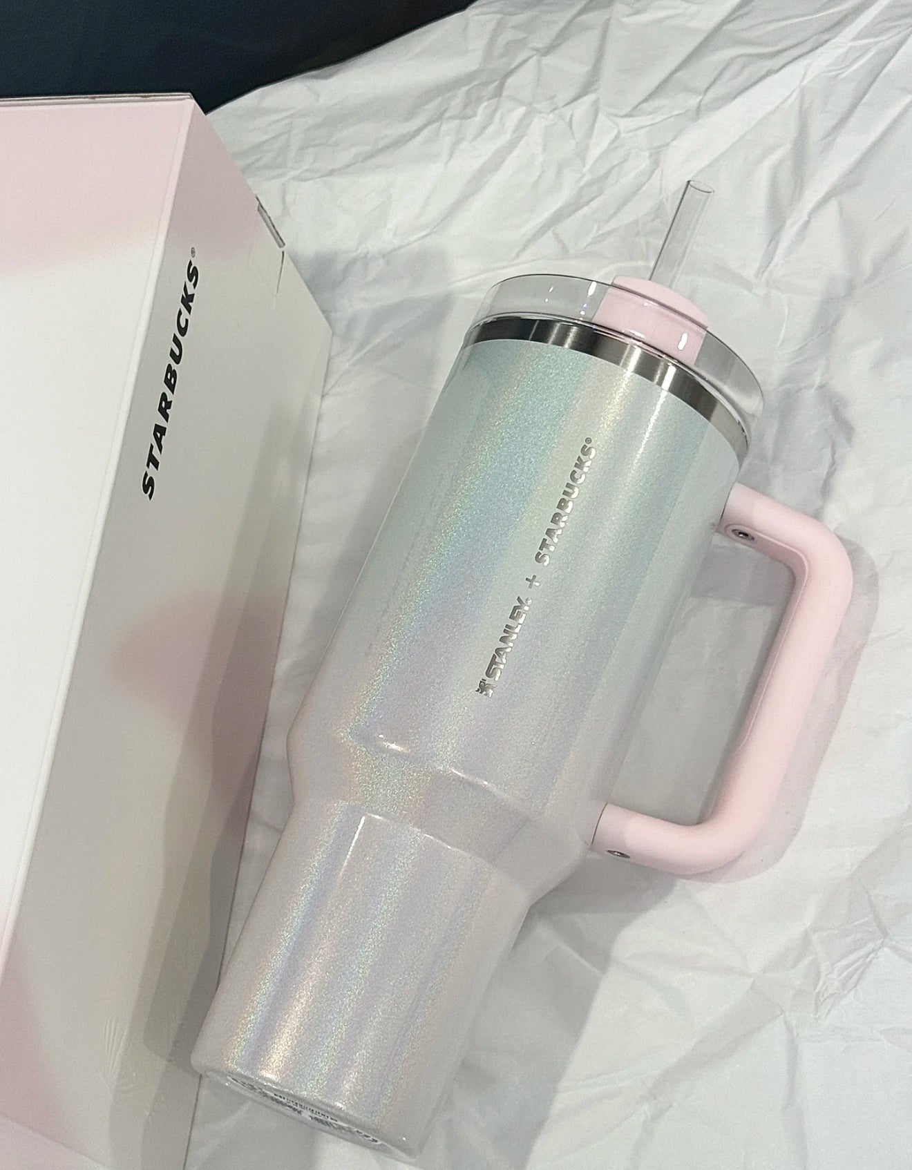 starbucks x stanley mermaid pearl pink thermos flask starbucks x stanley mermaid pearl pink thermos flask